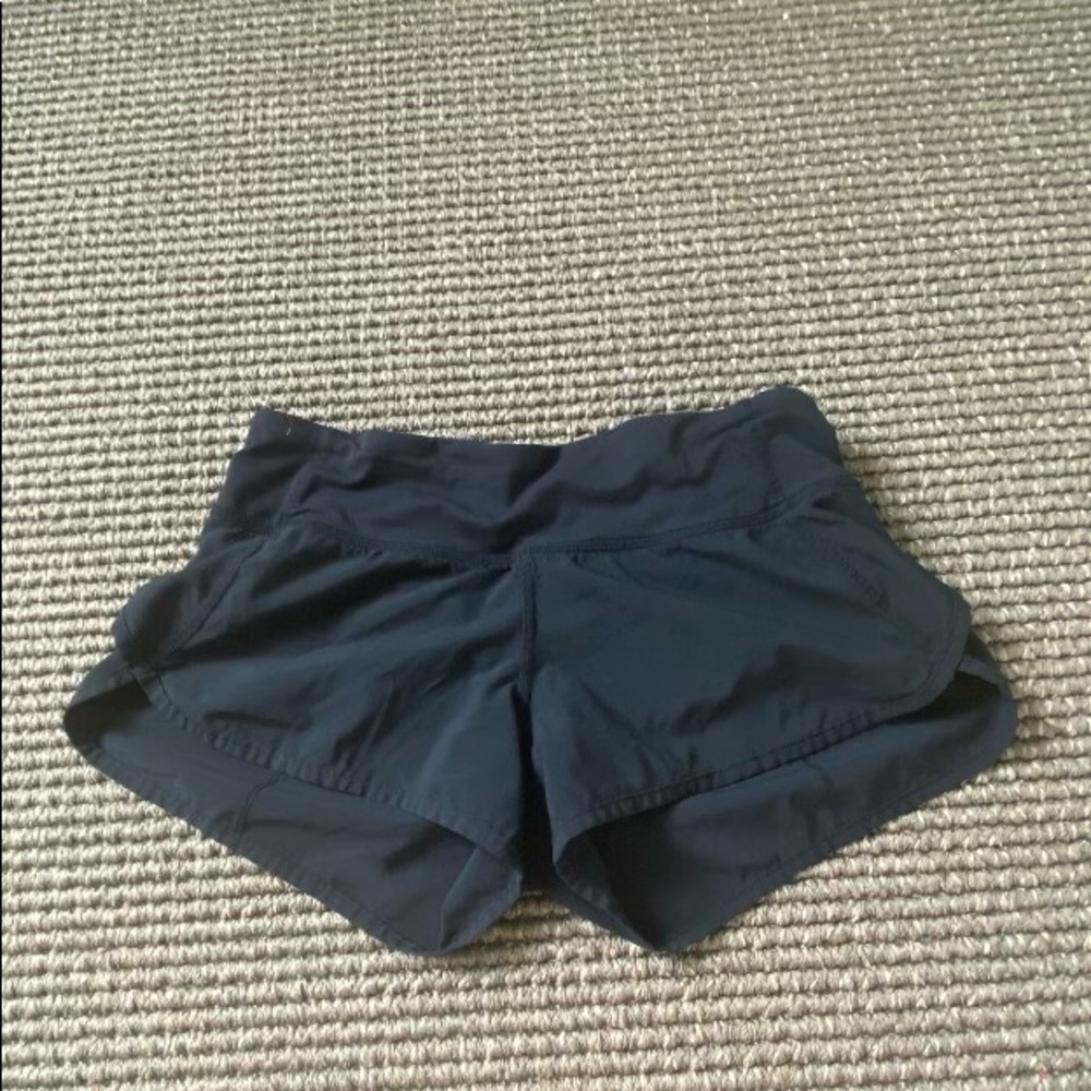 Size 2 black speed up Lululemon shorts